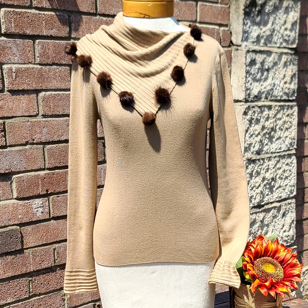 Cyrus fur trimmed sweater - Picture 1 of 8